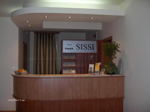 Panzio Sissi Otel Gödöllő Dış mekan fotoğraf